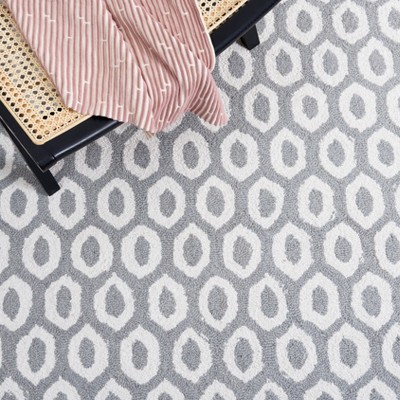 Ivory and Grey Hand-Tufted Wool and Viscose 5' x 8' Geometric Area Rug