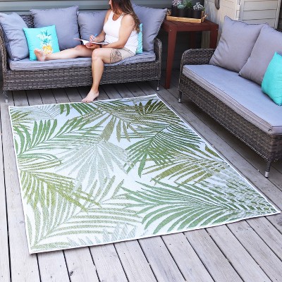 Verdant Tropical Illusions Light Green Leaf Pattern 5' x 7' Outdoor Rug