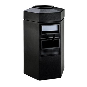 Commercial Zone Products Islander Series Bermuda 1 Waste Container and Windshield Service Center - 1 of 1