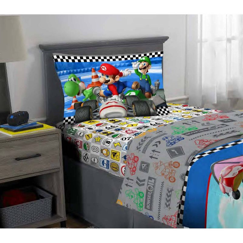 Super Mario Comforter, 5 of 8