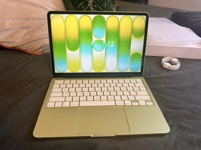 Apple MacBook Neo (A18 Pro, 2026) Laptop with Touch ID - 512GB
