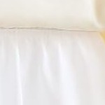 white-queen-18" drop