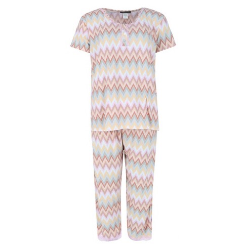 Elegant Emily Women's Plus Size Patchwork Hearts Pajama Set - Capri & Short Sleeve Top