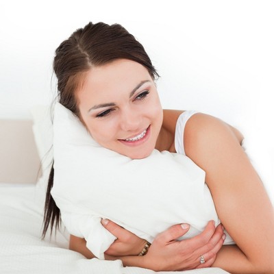 Cheer Collection Set of 2 White Velour Throw Pillows