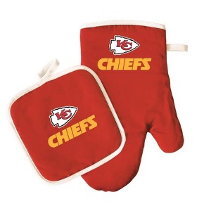 NFL Oven Mitt & Potholder Set with Team Logo - Kansas City Chiefs - 1 of 1