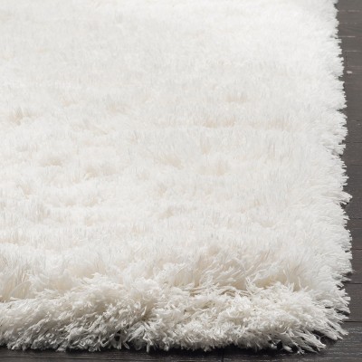 Polar Shag 4' Square White Synthetic Area Rug