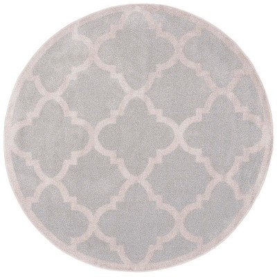 light grey/beige