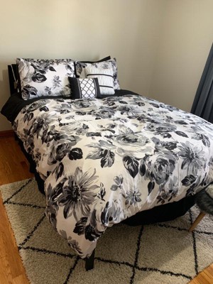 Dorsey Floral Print Microfiber Comforter Set Black & White Full/Queen