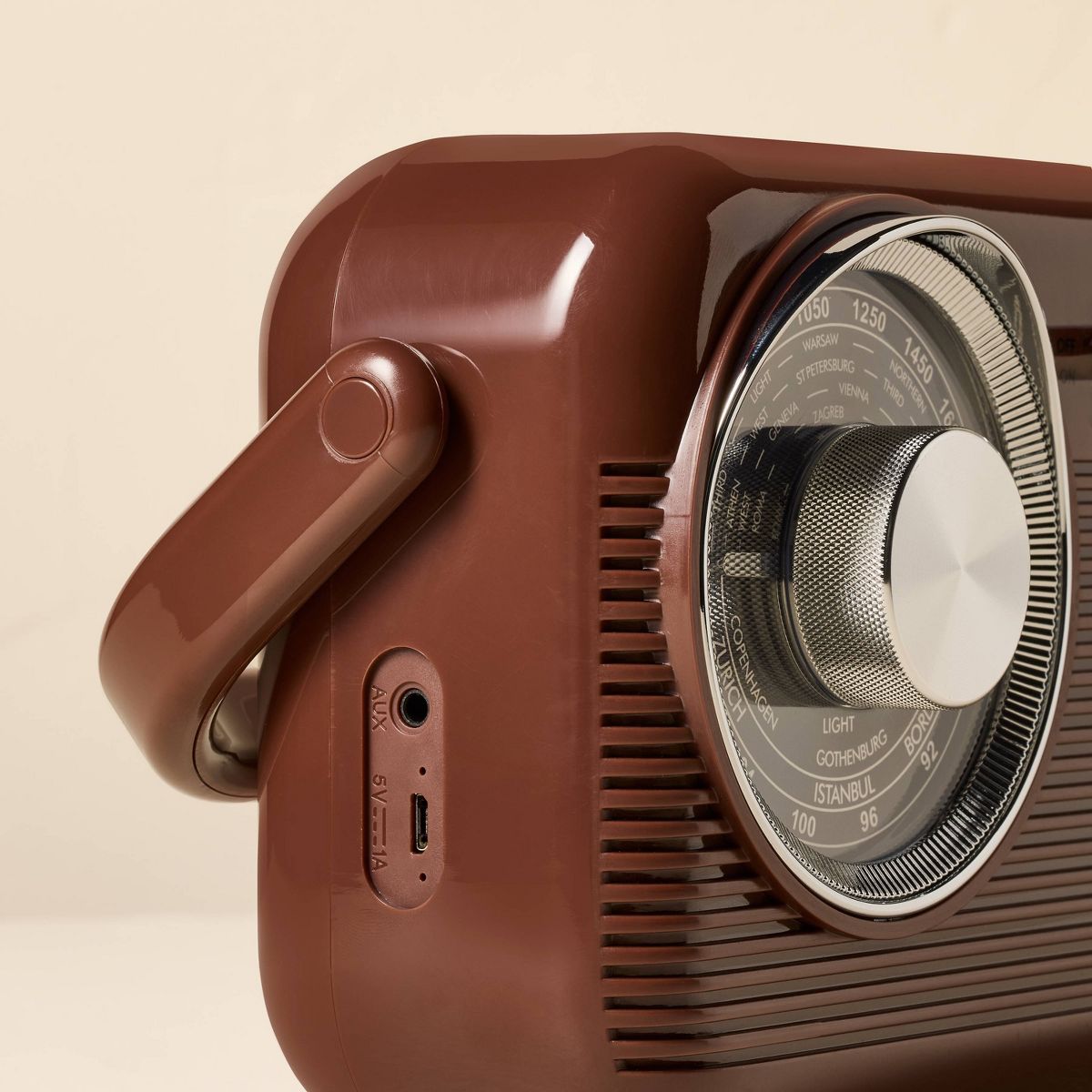 Spectrum Brown Bluetooth Radio - Hearth & Hand™ with Magnolia - thumbnail 5