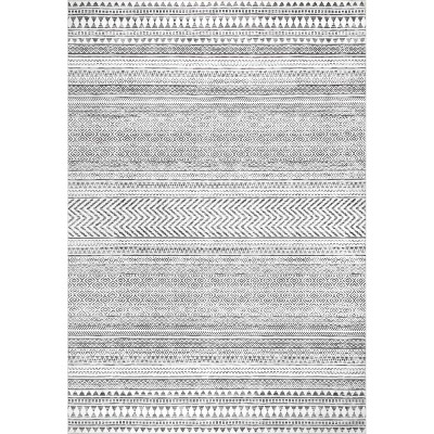 8'x10' Rectangle Loomed Geometric Area Rug Gray - nuLOOM