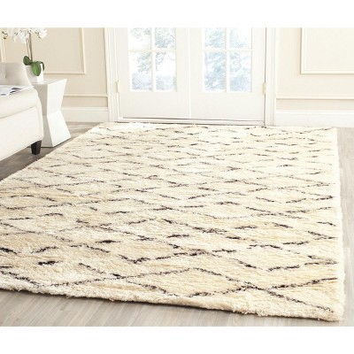 Ivory Elegance 4' x 6' Hand-Tufted Wool Shag Area Rug