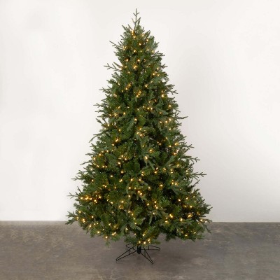 Artificial 7.5' Lighted Natural Pine Tree Green