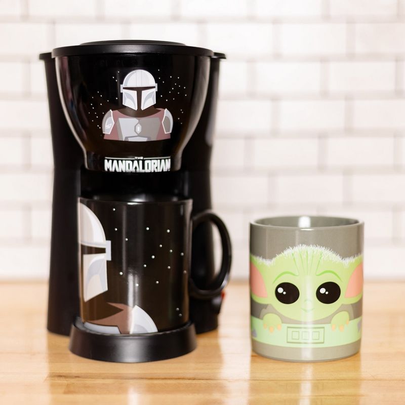 Uncanny Brands Star Wars The Mandalorian & Baby Yoda Coffee Maker Set, 4 of 6