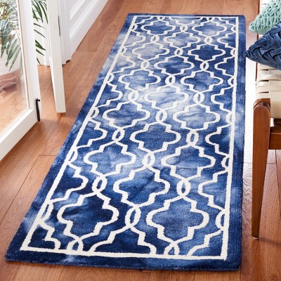 Navy and Ivory Hand-Tufted Wool Rectangular Rug