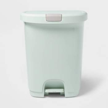 7gal Step Trash Can with Locking Lid Green - Brightroom™