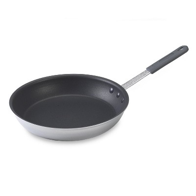 Nordic Ware Restaurant Cookware 12.25 Inch Skillet