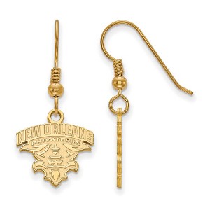 Black Bow Jewelry 14k Yellow Gold Plated Sterling Silver New Orleans Privateers NCAA Dangle Earrings - 1 of 3