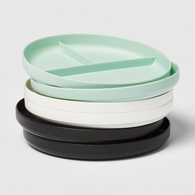 7.3" 6pk Plastic Divided Kids Basic Dinner Plates - Pillowfort™