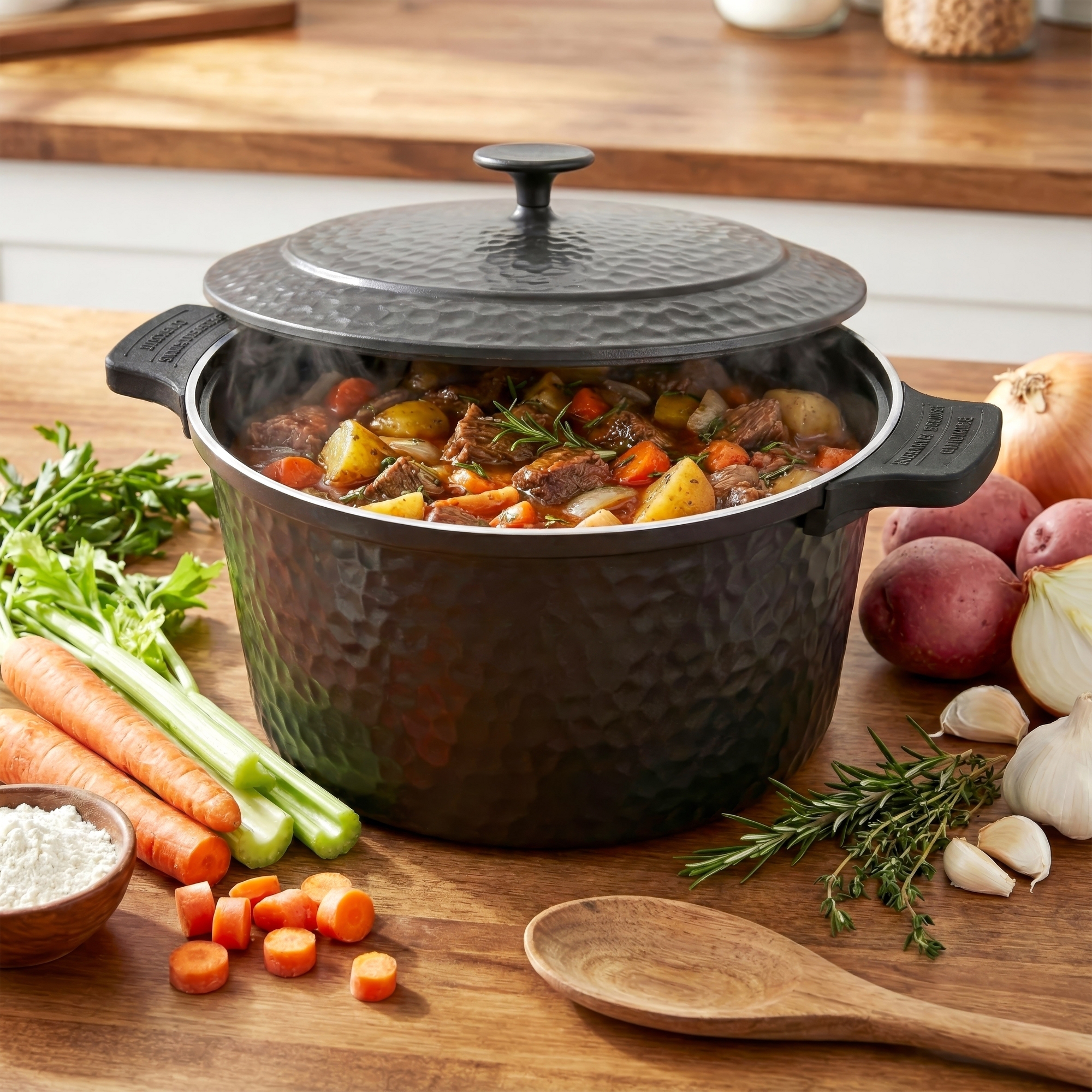 Gotham Steel 5QT Dutch Oven Hammered Ceramic Nonstick Lightweight Self Basting Lid Dutch Oven
