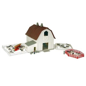 1/64 Dairy Barn Playset by ERTL ZFN12279 - 1 of 3