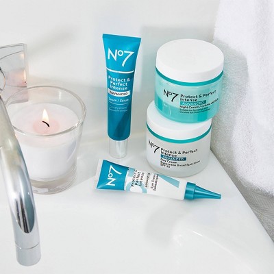 No7 Protect & Perfect Intense Advanced Skincare System