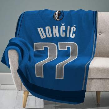 Sleep Squad Dallas Mavericks Luka Doncic 60 x 80 Raschel Plush Jersey Blanket
