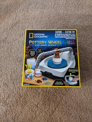 National Geographic Pottery Wheel for Kids – Complete Kit for Beginners, Plug-In Motor, 2 lbs. Air Dry Clay, Sculpting Clay Tools, Apron, Patented