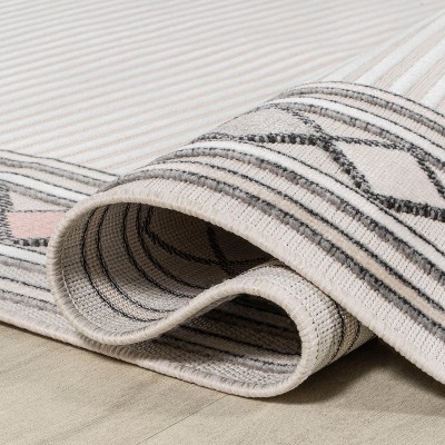 Ivory Beige Geometric Synthetic 5'x8' Reversible Indoor/Outdoor Rug