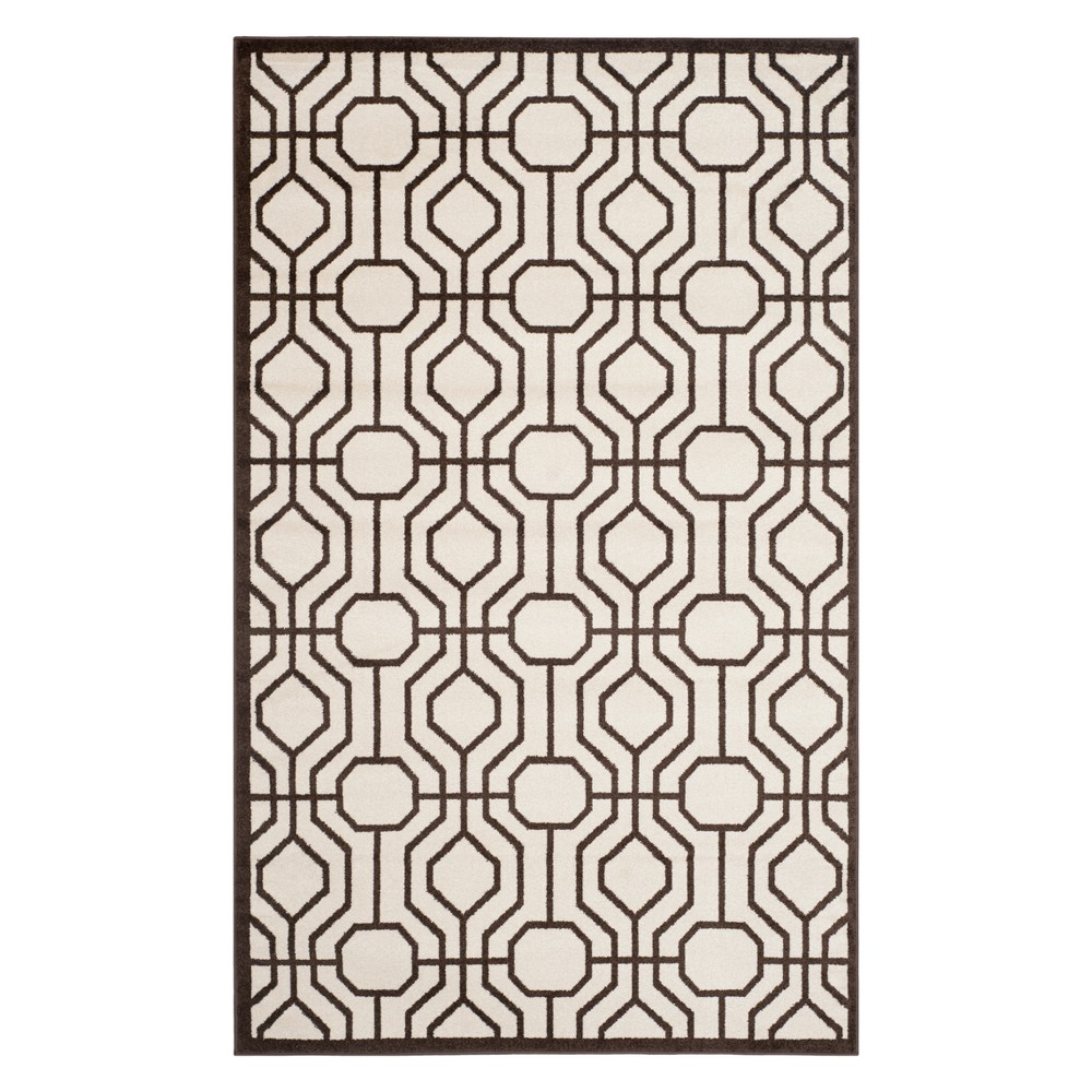 Vittoria 4'X6' Indoor/Outdoor Rug - Ivory - Safavieh