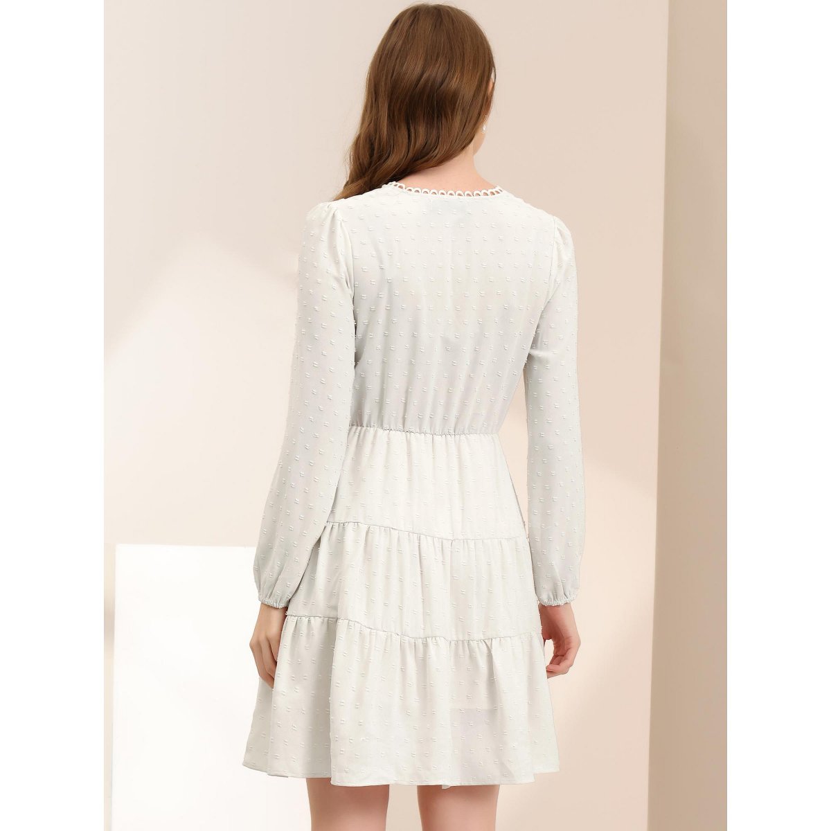 Женские платья INSPIRE CHIC Women's Puff Sleeve V Neck A-Line Tiered Swiss Dots Dress Small White — фото 5