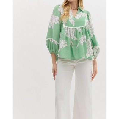 Women's Sweet & Scalloped Floral Blouse - entro S