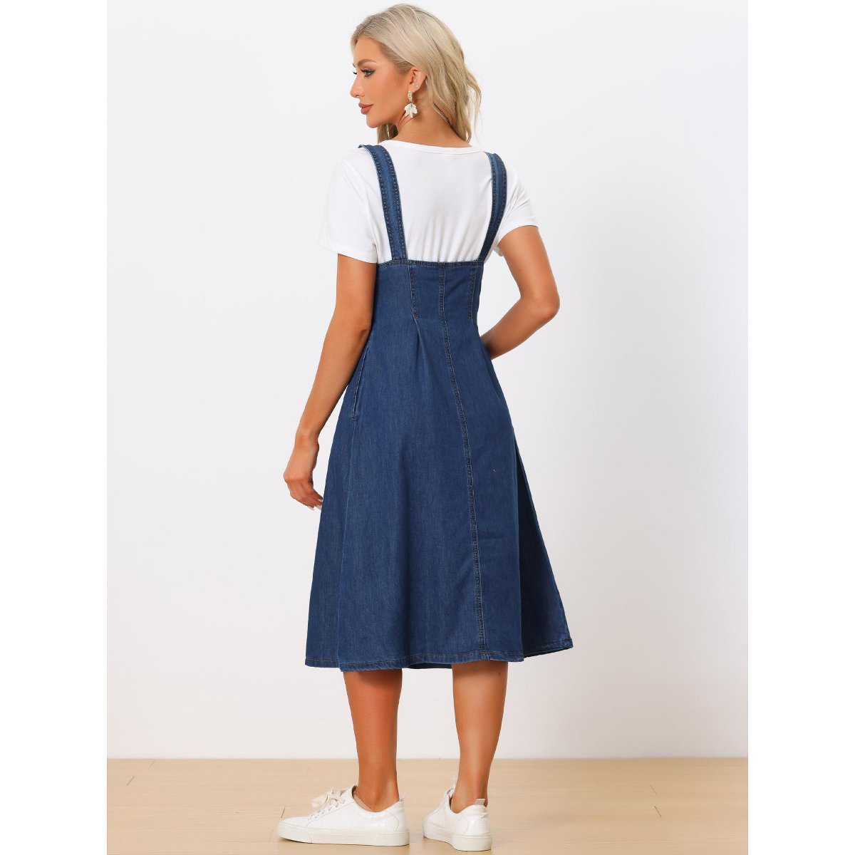 Женские платья INSPIRE CHIC Women's Button Front Classic U Neck Overall Denim Midi Dress with Pockets Large Dark Blue — фото 3