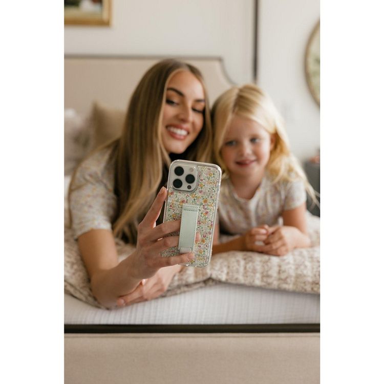 Petal Garden, 2 of 14