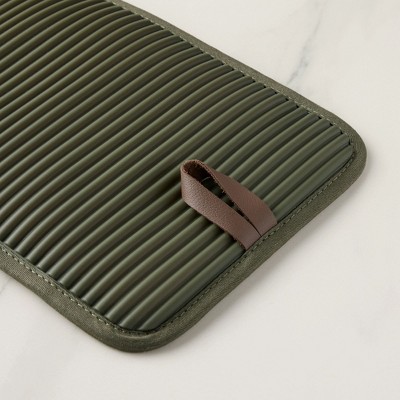 KITCHENAID Evergreen Design Series Herringbone Ribbed Soft Silicone Oven Mitts 2-Pack, Heat Resistant, Waterproof, Deep Forest Green, 7x14 2 pot holders