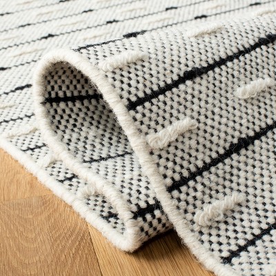 Ivory and Black Handwoven Wool Cotton Area Rug 3' x 5'