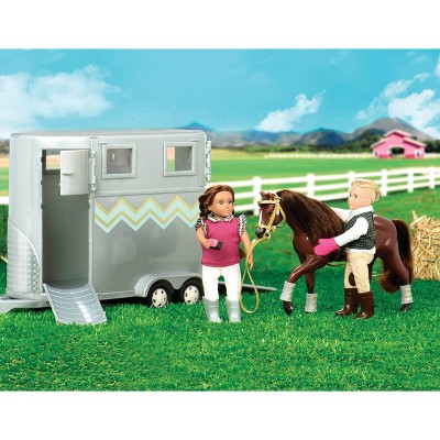 lori doll hoofing it horse trailer