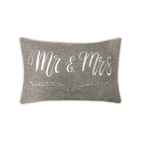 Mr and Mrs 18x18 Linen Pillow Set - Pillow Decor