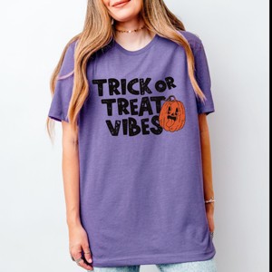 Simply Sage Market Trick or Treat Vibes Pumpkin Short Sleeve Tee - S - Grape - 1 of 4