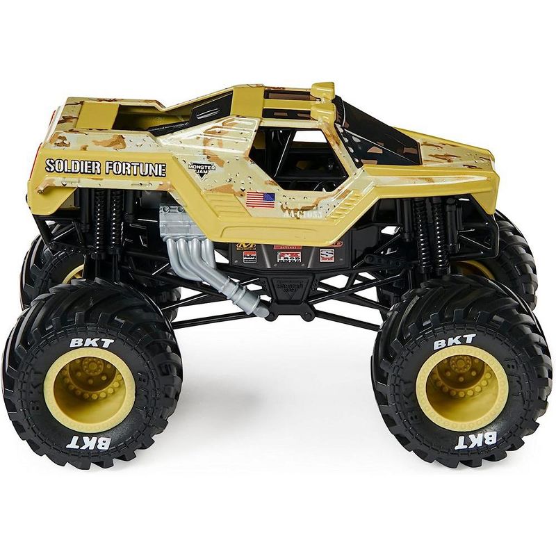 Monster Jam, Official Soldier Fortune Monster Truck, Collector Die-Cast Vehicle, 1:24 Scale, 3 of 4