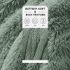 Bedsure | PV Fleece Blanket  a Chic Addition with Brushed Longfur - 3 of 4