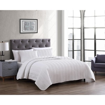 Kate Aurora Basic Bedding Herringbone Plush 3 Piece Quilt & Pillow Shams Set
