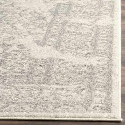 Ivory and Silver Floral Rectangular 5' x 7' Area Rug