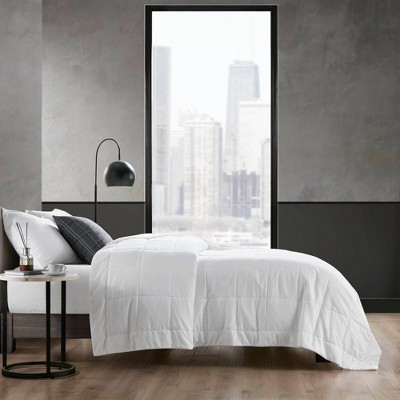 Queen Size White Cooling Touch Down Alternative Blanket