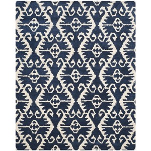 Wyndham WYD323 Hand Tufted Indoor Rugs - Safavieh - 1 of 4