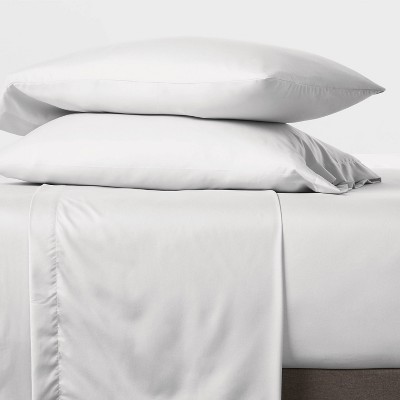 Queen White Cotton-Blend Sateen Sheet Set with Recycled Polyester
