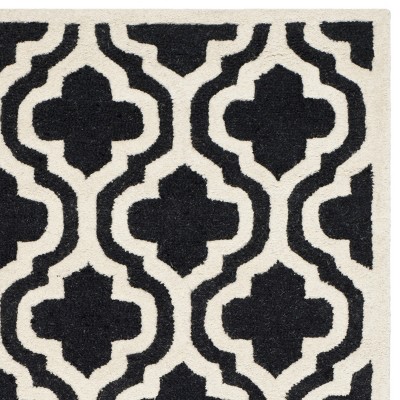 Black and Ivory Hand-Tufted Wool 8' x 10' Rug