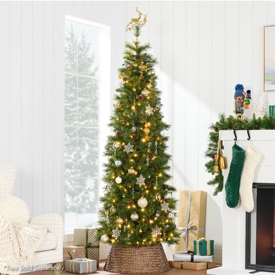 Chestnut 24in Woven Hyacinth Christmas Tree Collar with Cord Cut-Out