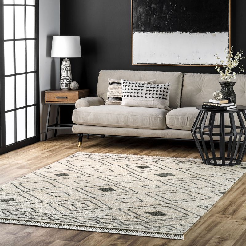 nuLOOM Kenley Spotted Diamonds Area Rug, 3 of 11