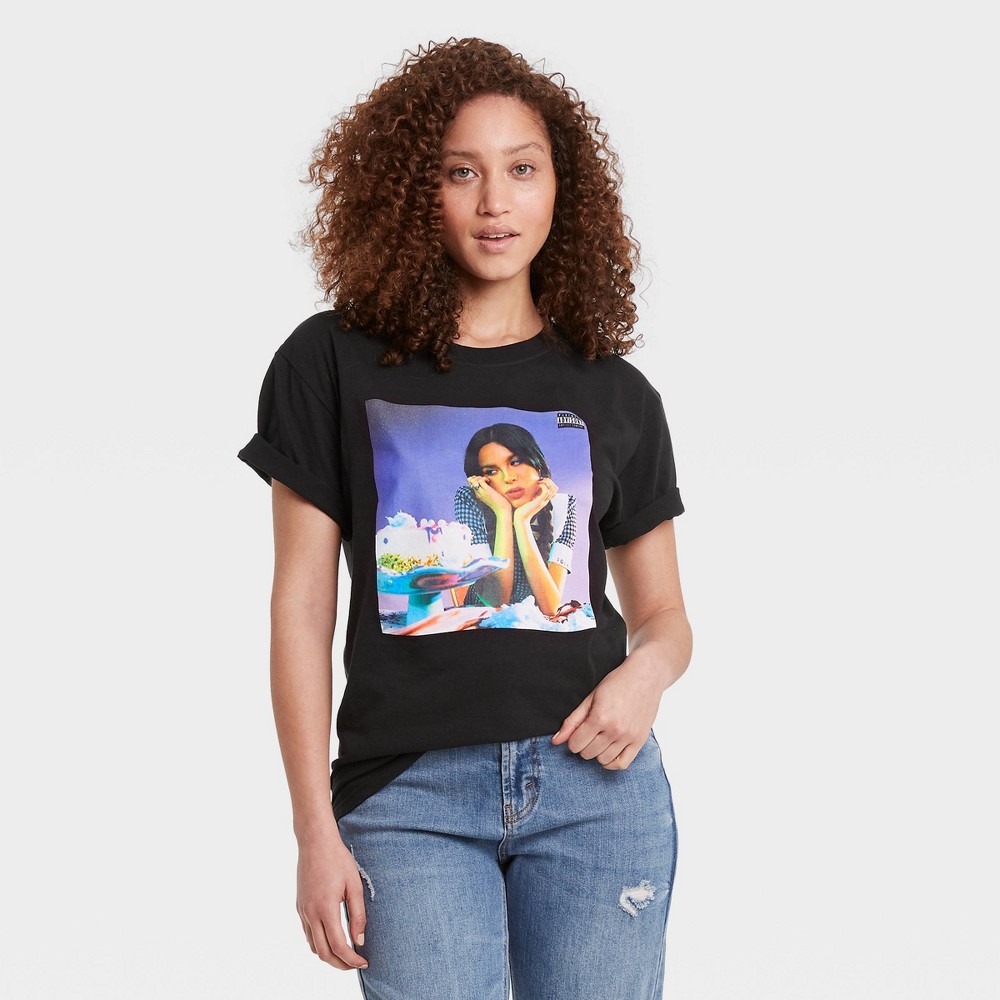 size large Women's Olivia Rodrigo Sour Album Short Sleeve Graphic T-Shirt - Black 