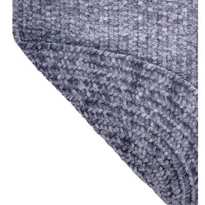 Luxurious Gray Braided Oval Synthetic Rug, Easy Care and Stain-Resistant